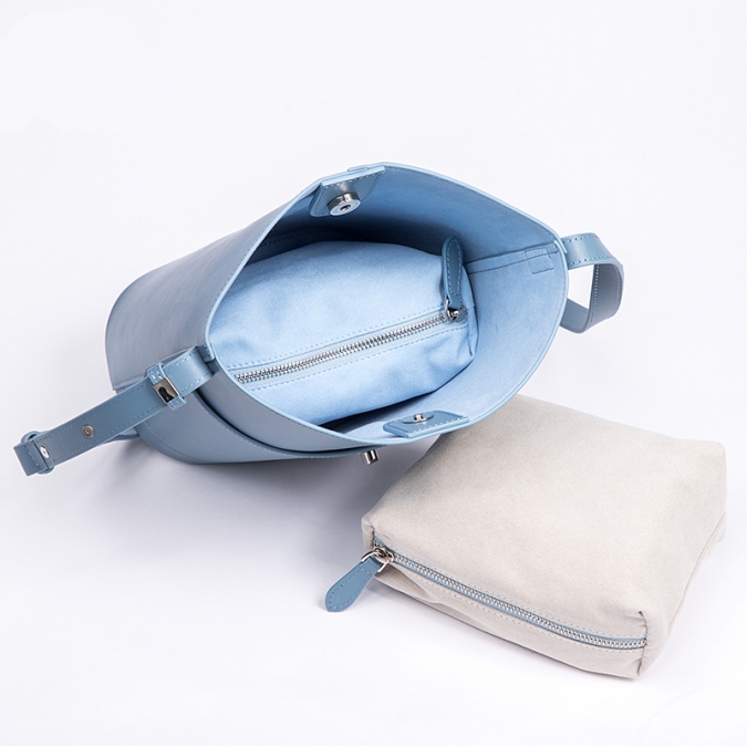 Ensemble de sac à main en cuir véritable de couleur bleu clair de créateur de mode 2020 avec la pochette intérieure 